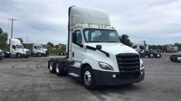 2020 Freightliner Cascadia 126