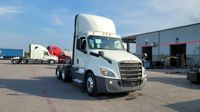 2019 Freightliner Cascadia 126