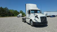 2020 Volvo VNL300
