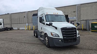2022 Freightliner Cascadia 126