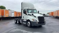 2020 Freightliner Cascadia 126