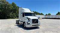 2016 Volvo VNL 740