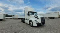 2019 Volvo VNL300