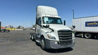 2019 Freightliner Cascadia 126