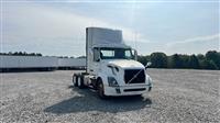 2016 Volvo VNL300