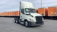 2020 Freightliner Cascadia 126