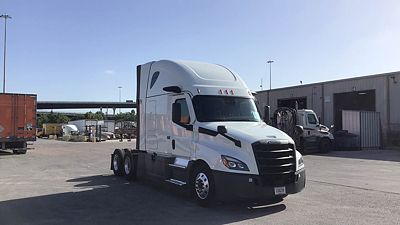 2023 Freightliner Cascadia 126