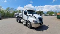 2020 Freightliner Cascadia 126
