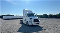 2016 Volvo VNL 740