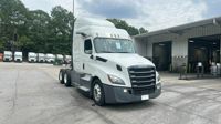 2020 Freightliner Cascadia 126