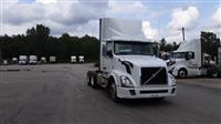2017 Volvo VNL300
