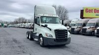 2020 Freightliner Cascadia 126