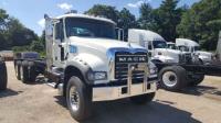 2017 Mack GU713