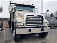 2017 Mack GU713