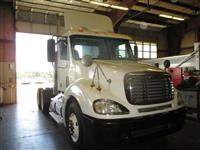 2009 Freightliner Columbia - 120