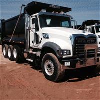 2017 Mack GU713