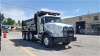 2016 Mack GU813