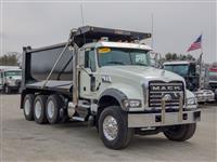 2017 Mack GU713