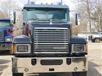 2019 Mack PI64T