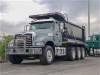 2017 Mack GU713