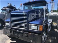 2001 Mack CH613