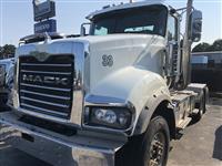 2015 Mack TD713