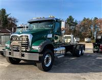 2019 Mack GR64F