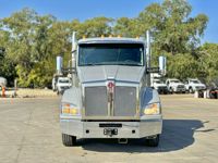 2022 Kenworth T880