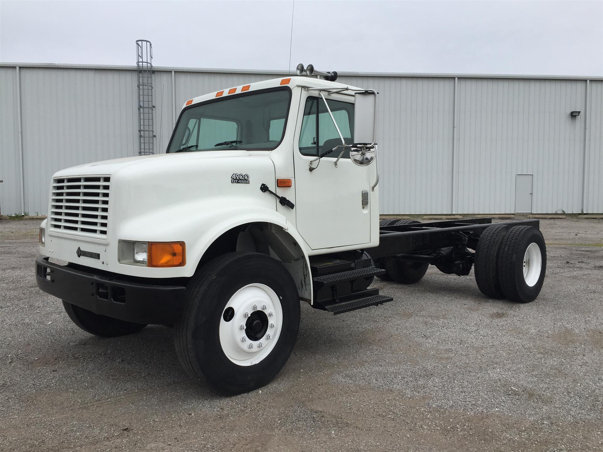 2002 International 4900