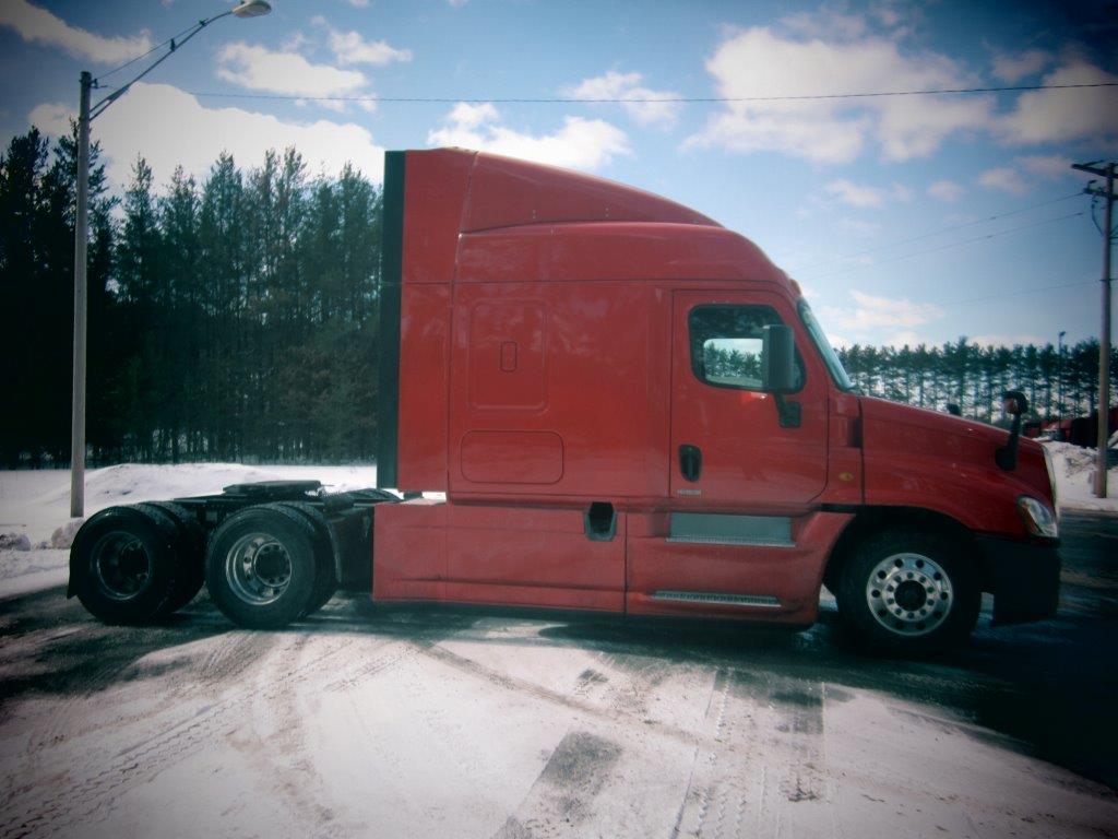 2015 Freightliner EVO 2015 Freightliner EVO