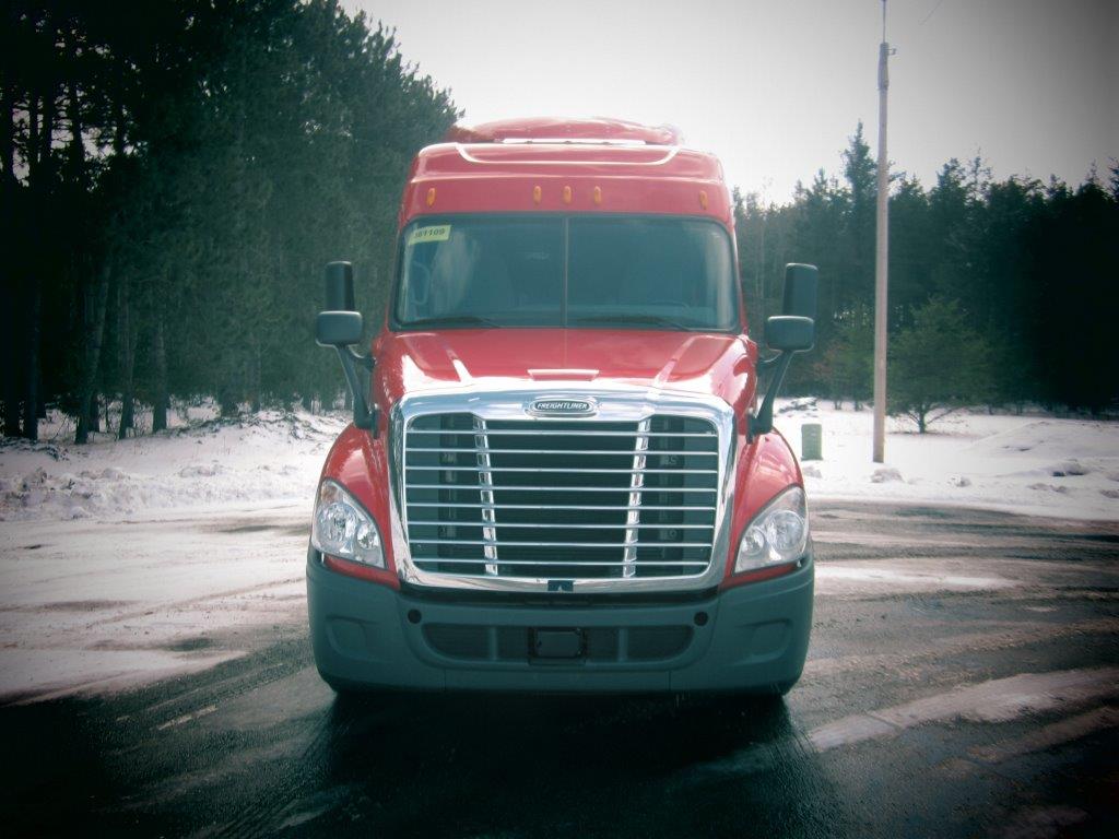 2015 Freightliner EVO 2015 Freightliner EVO