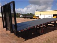 Used 2005 Flat Bed 24.5 for Sale