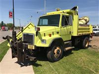 Used 2002 Freightliner FL80 for Sale