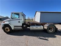 2000 Freightliner FL60
