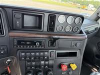 2025 International HX520
