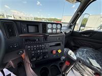 2025 International HX520