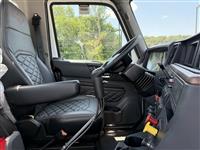 2025 International HX520