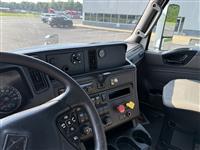 2019 International LT625