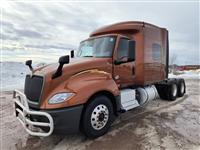 2022 International LT625