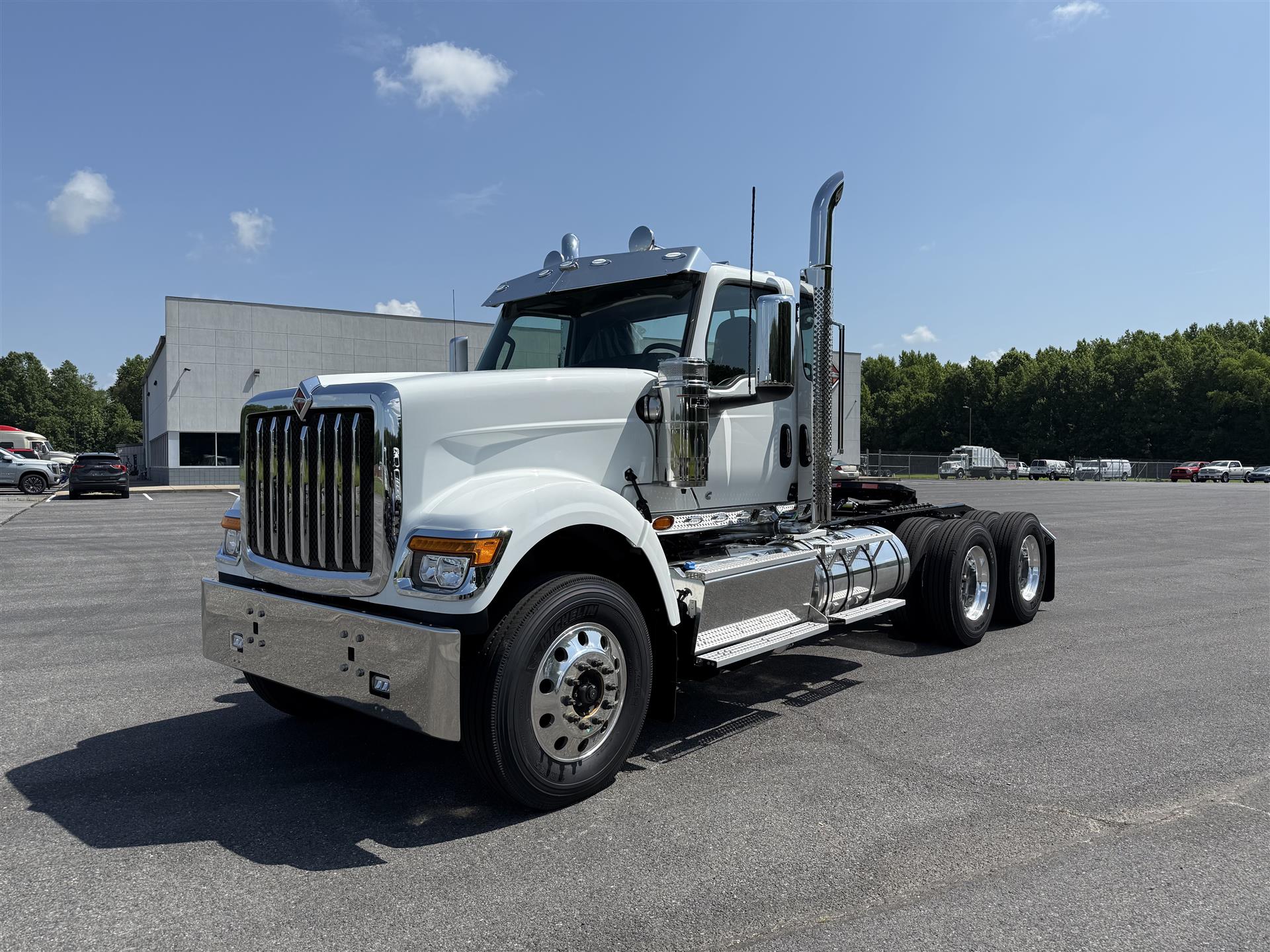 2025 International HX520