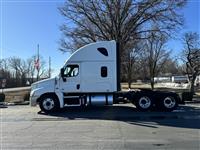 2020 Freightliner Cascadia