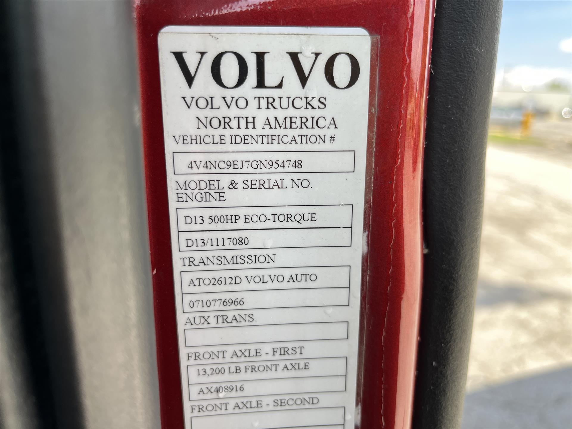 2016 Volvo VNL670 – 954748