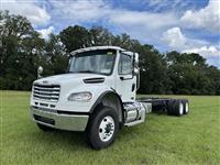 2025 Freightliner M2 106 PLUS