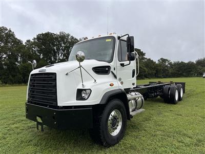 2027 Freightliner 114 SD PLUS 