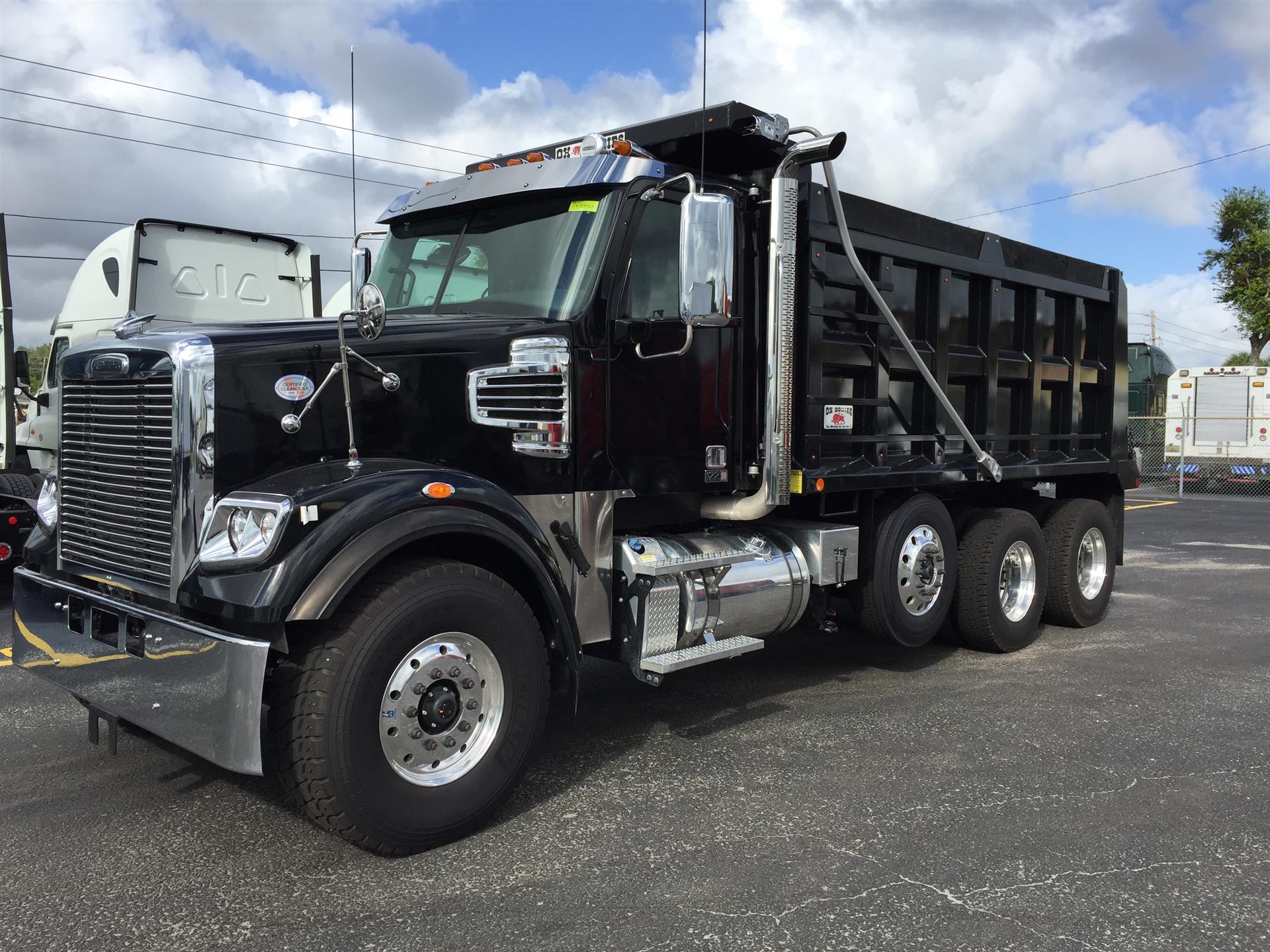 2019 Freightliner 122SD