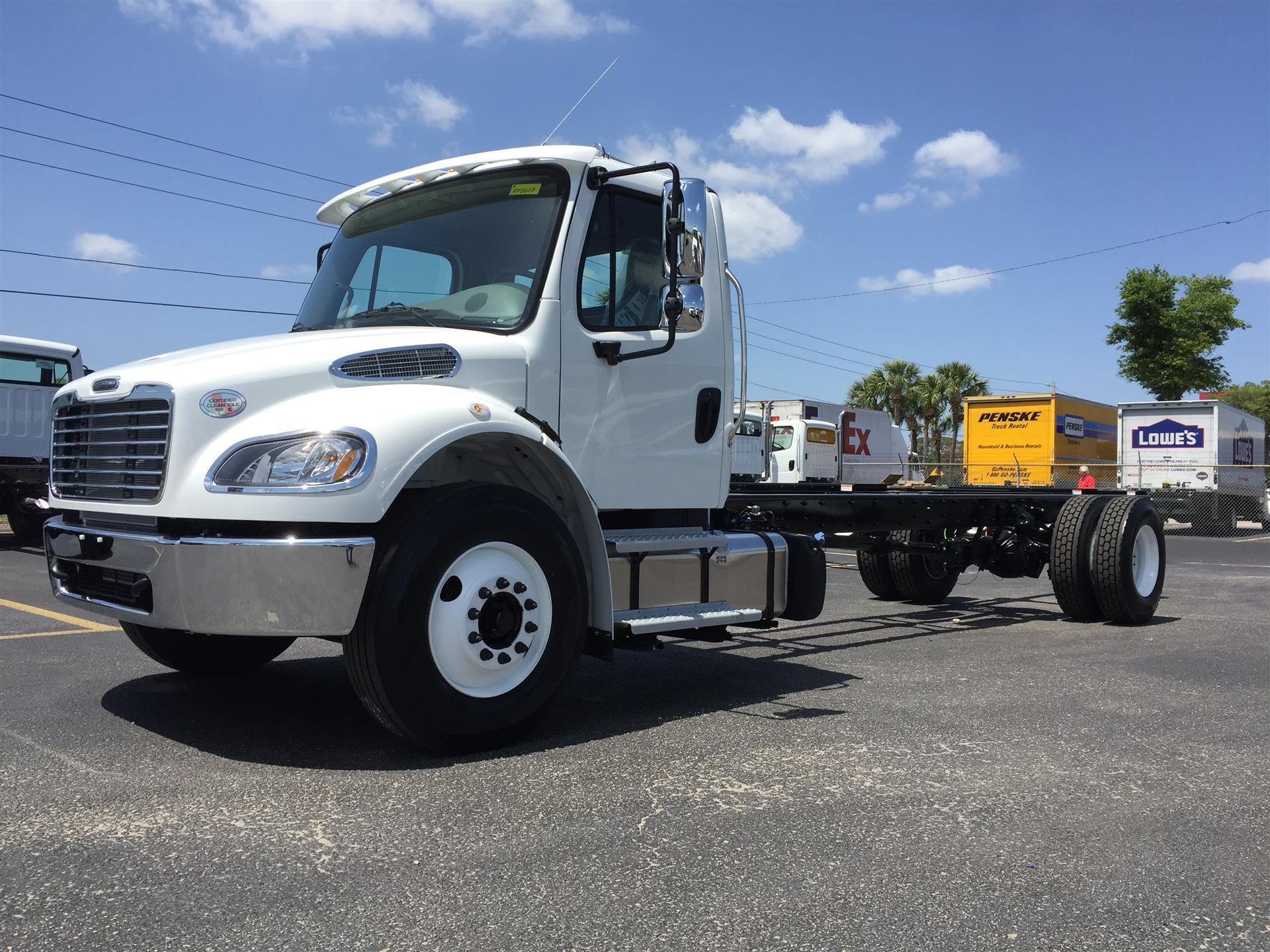 2020 Freightliner M2 106