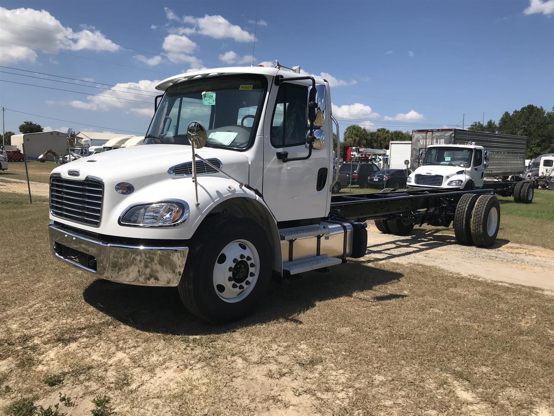 2020 Freightliner M2-106