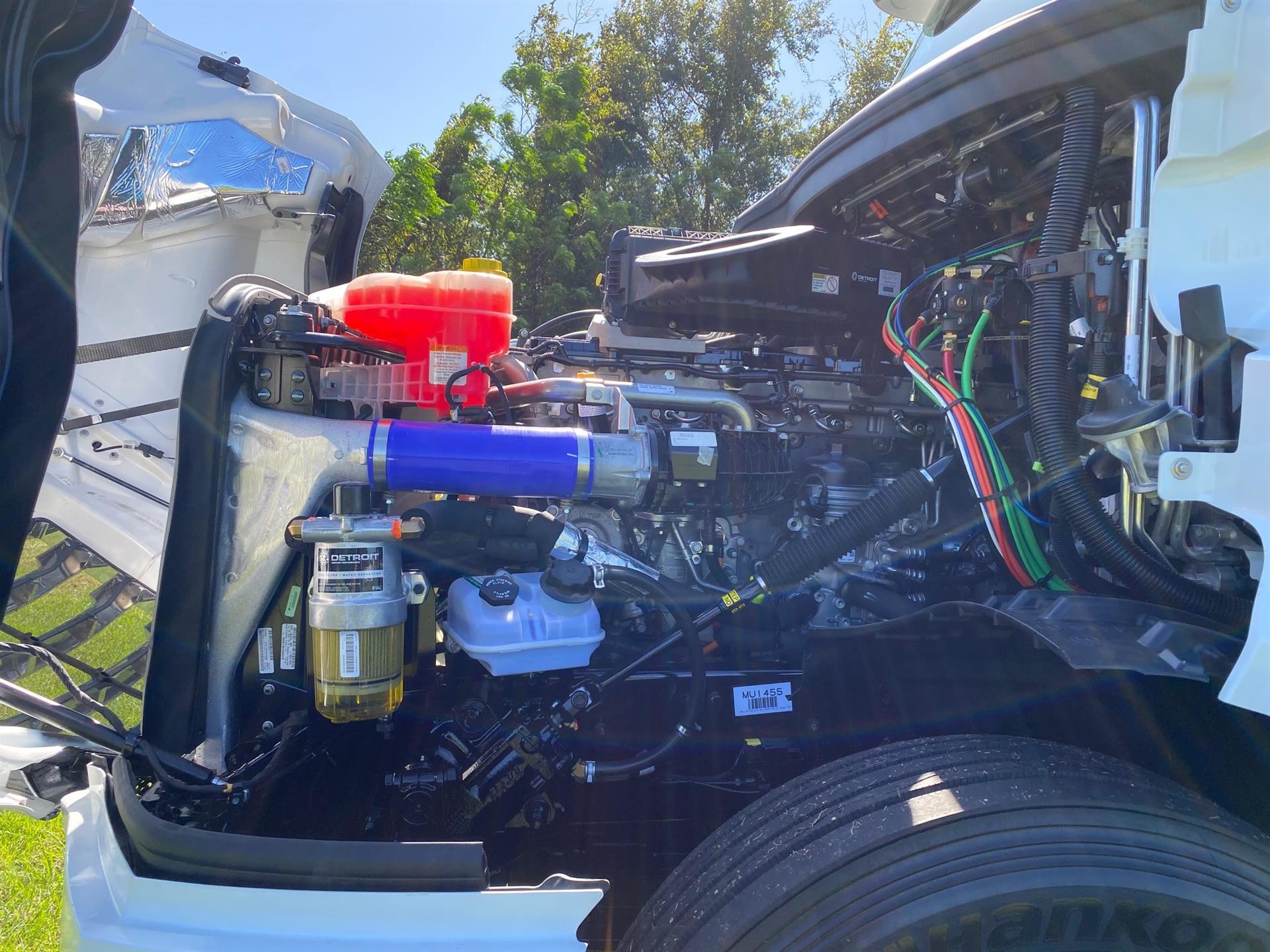 2021 Freightliner New Cascadia