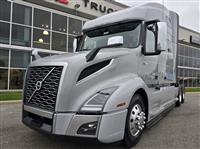 2025 Volvo VNL64T760