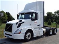 Used 2017 Volvo VNL64T300 for Sale